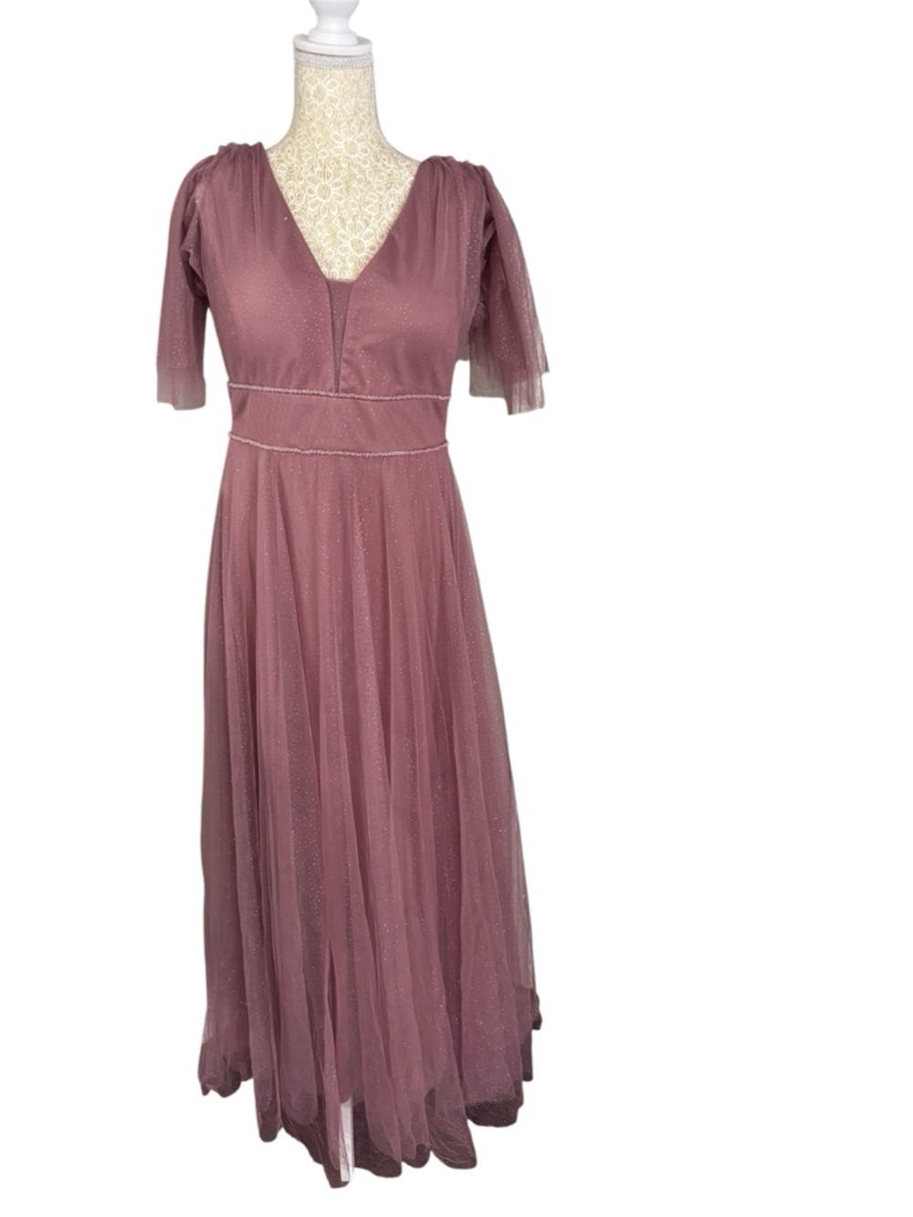 Elegant Mauve V-Neck Tulle Maxi Dress